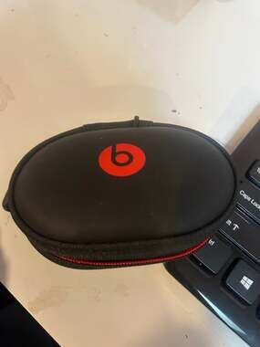 Beats By Dre Wireless Head Phones